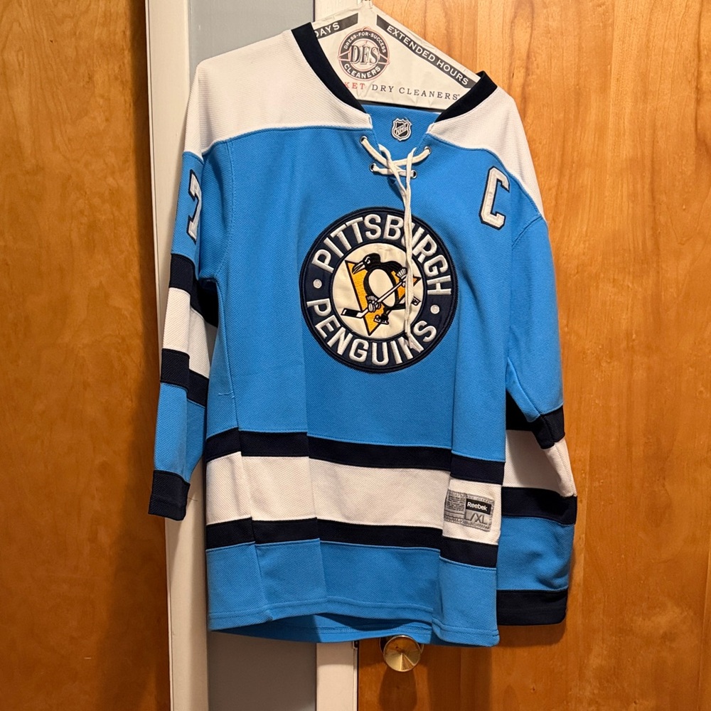 NHL Pittsburgh Penguins Kids Blue and White Jersey